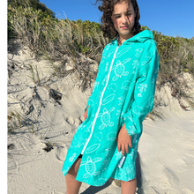 Load image into Gallery viewer, Luxe Australia Design Hooded Towel