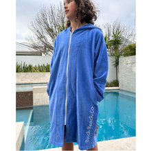 Load image into Gallery viewer, Luxe Rip Tide Hooded Towel