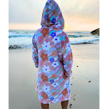 Load image into Gallery viewer, Luxe Petal Splash Hooded Towel