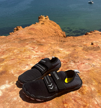 Load image into Gallery viewer, Water / Sand Shoes - Black